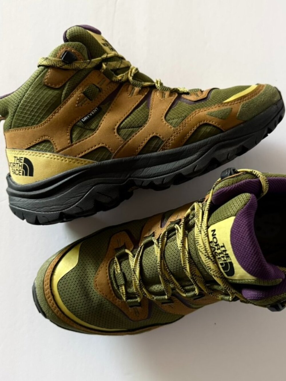 North Face x Hike Clerb Hedgehog 3 Mid Waterproof Hiking Boots (Women's Size 9)